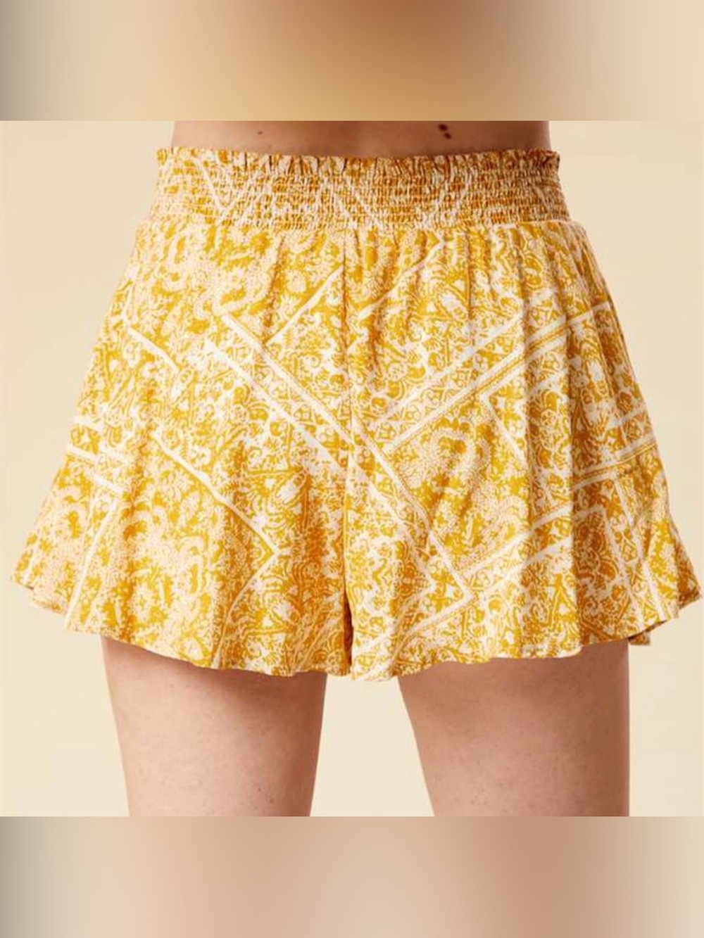 Altar'd State Bahar flowy floral shorts yellow and white print Medium